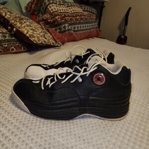 JORDANS EUC MENS SIZE 11 JUMPMAN TEAM ONE BASKETBALL SNEAKERS SHOES